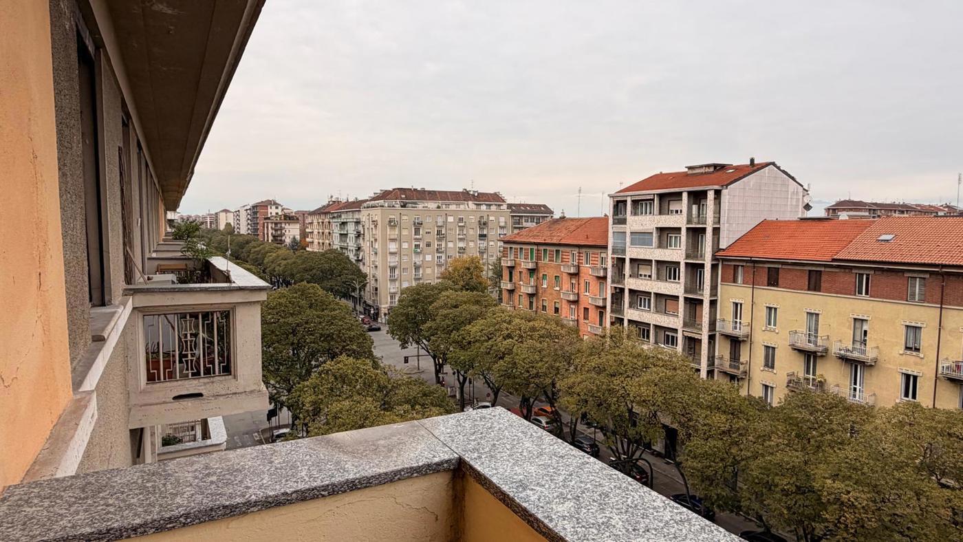 Trilocale da ristrutturare a Torino