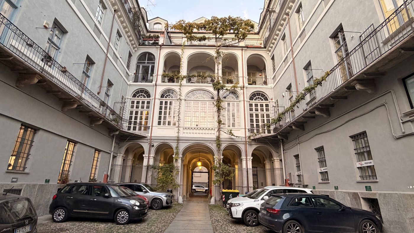 Trilocale ristrutturato a Torino