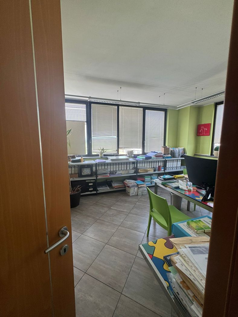 Ufficio in vendita a Grugliasco