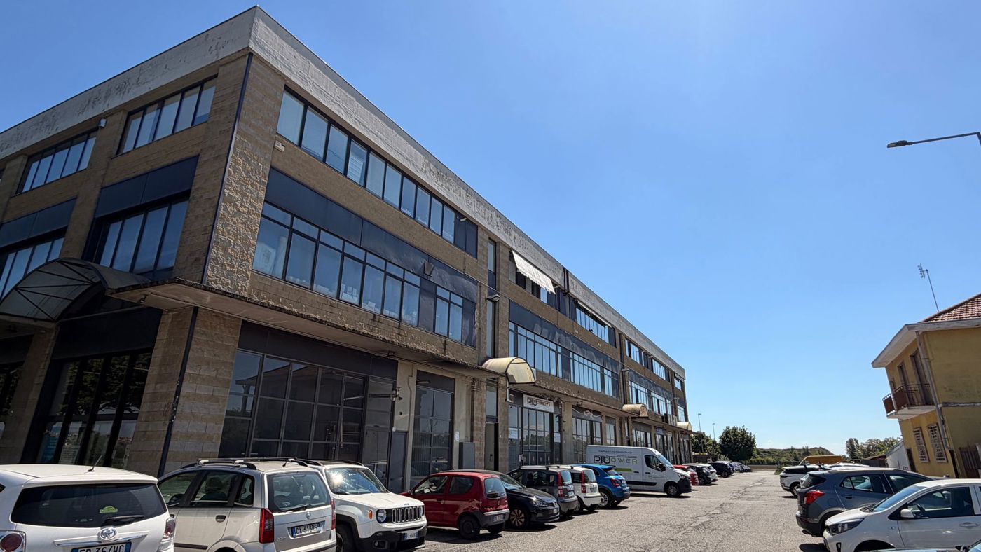 Magazzino in vendita a Grugliasco