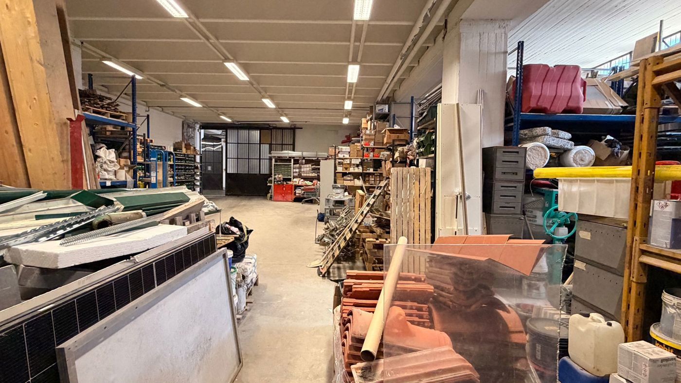 Magazzino in vendita a Grugliasco