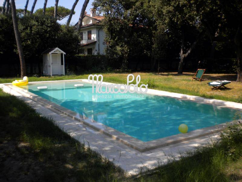 Villa arredata in affitto, Forte dei Marmi vittoria apuana