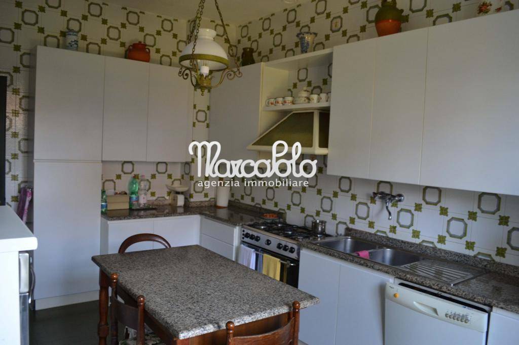Villa in vendita a Forte dei Marmi, Caranna