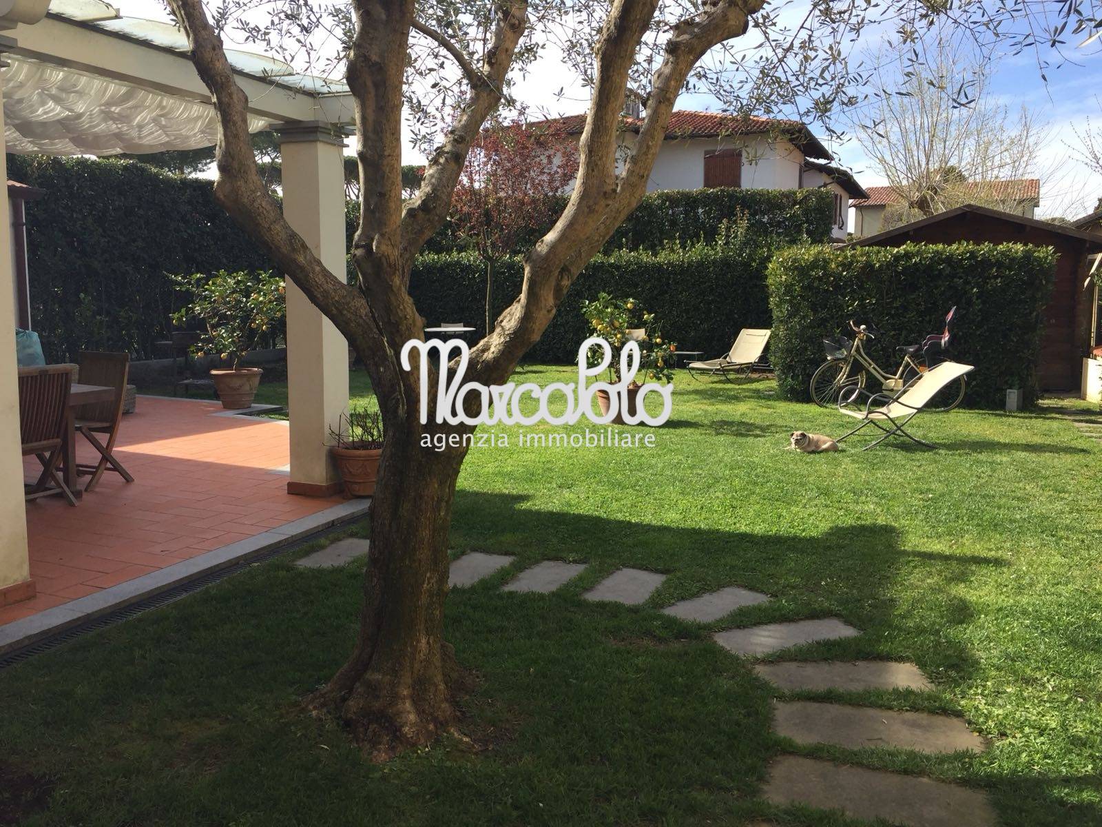 Villa in vendita a Forte dei Marmi, Centro