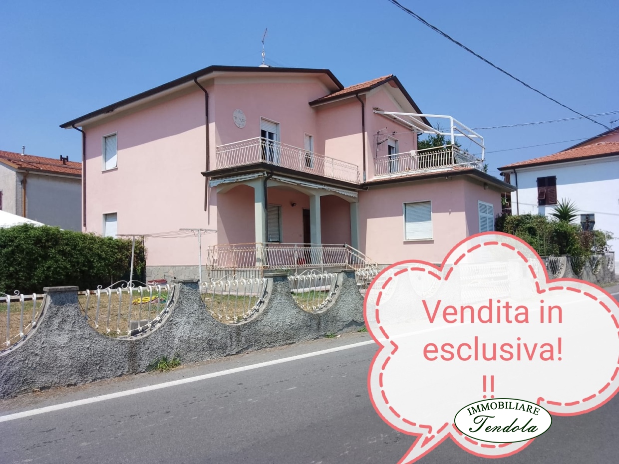 Casa indipendente in vendita, Castelnuovo Magra colombiera