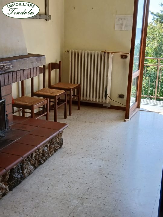Casa indipendente in vendita, Castelnuovo Magra vallecchia