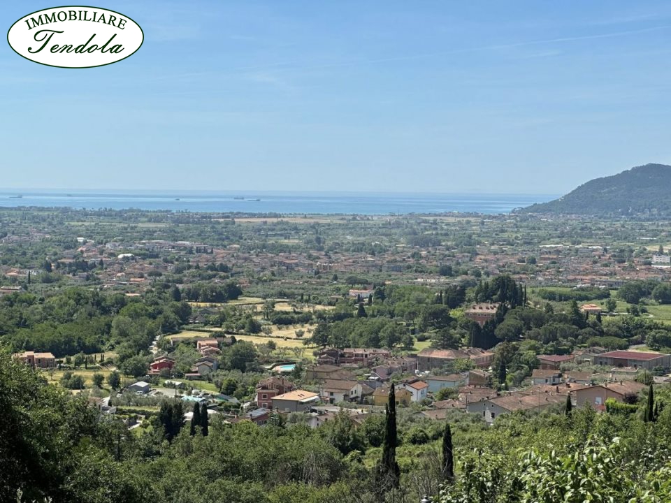 Villa in vendita a Fosdinovo