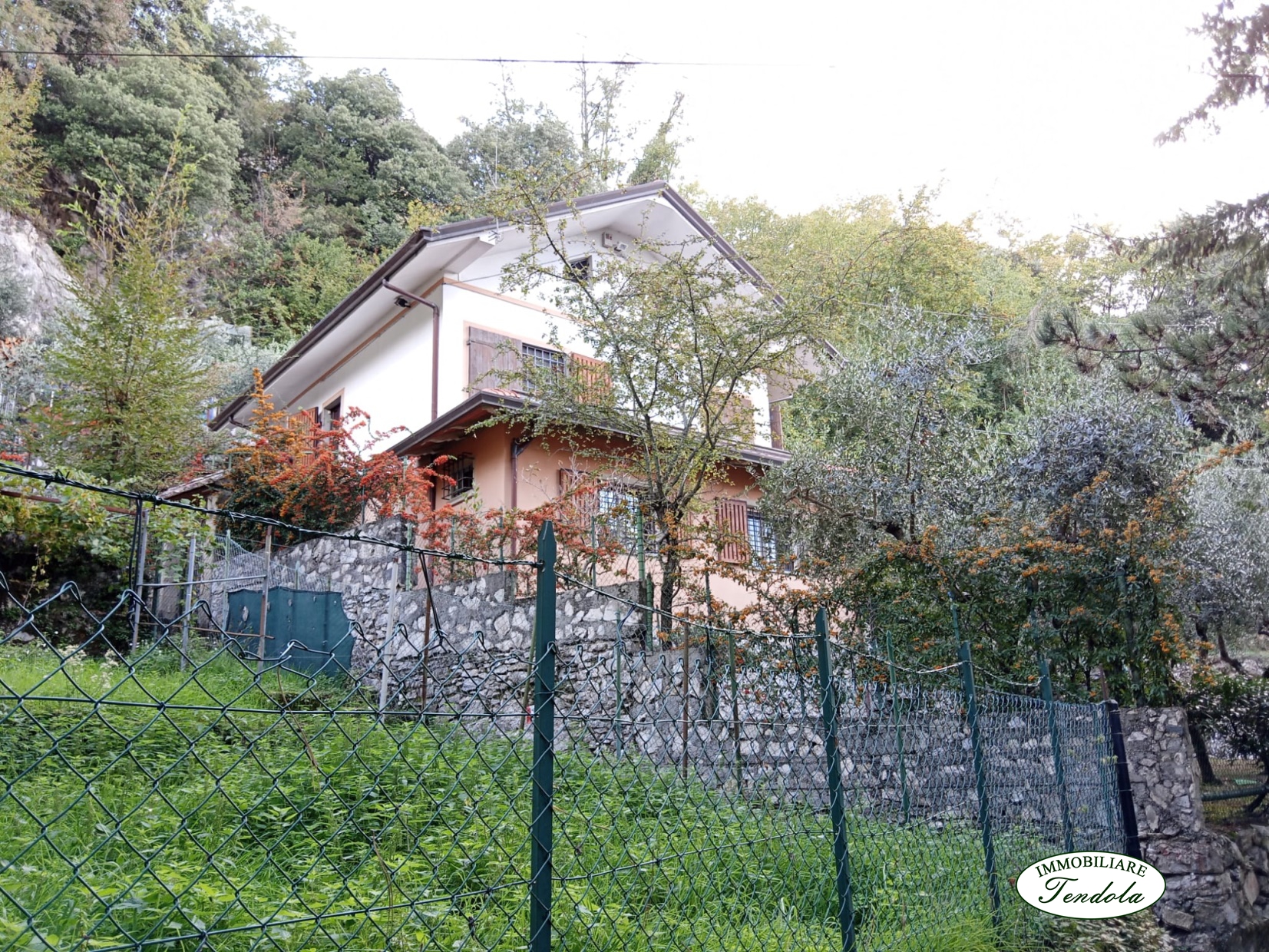 Casa indipendente vista mare a Massa