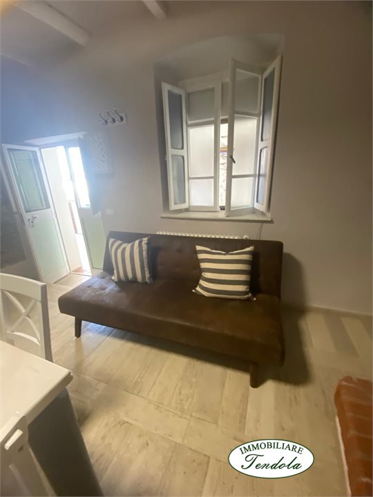 Casa indipendente in affitto, Ortonovo casano