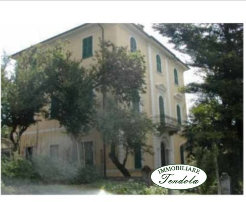 Villa in vendita a Filattiera