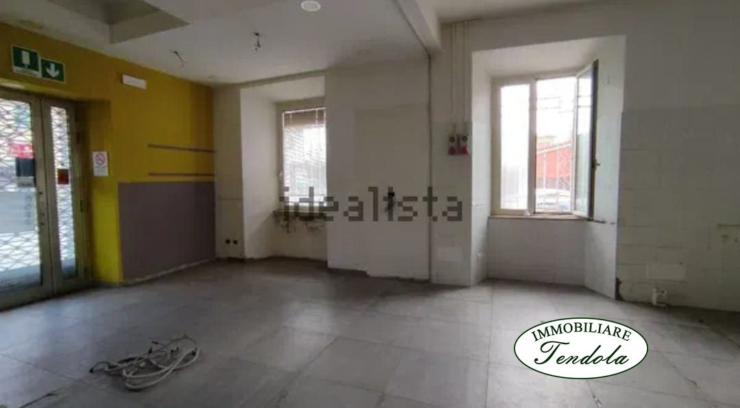 Locale commerciale in vendita, Sarzana san lazzaro