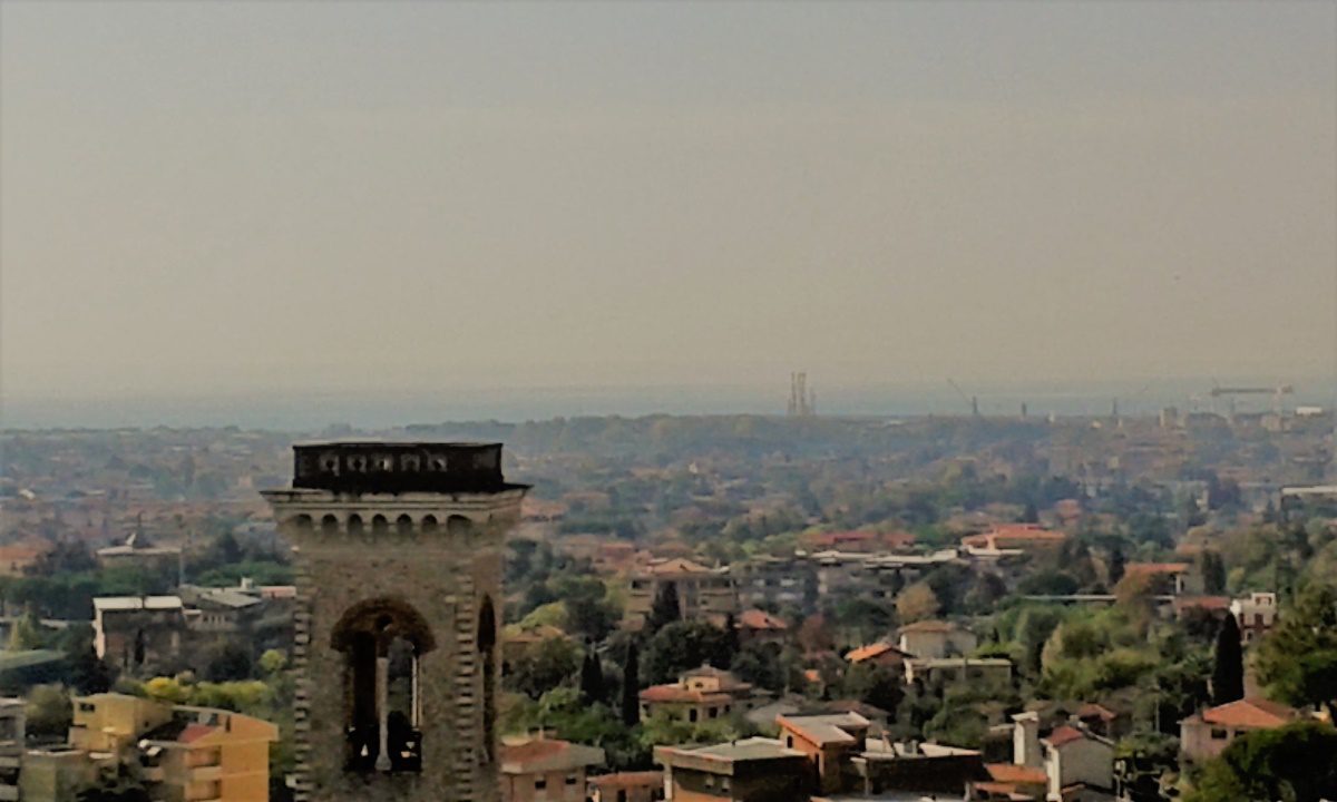 Casa indipendente in vendita a Carrara