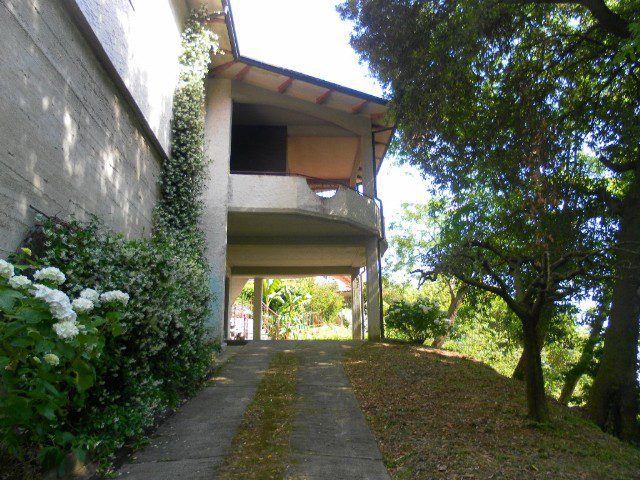 Villa vista mare a Carrara