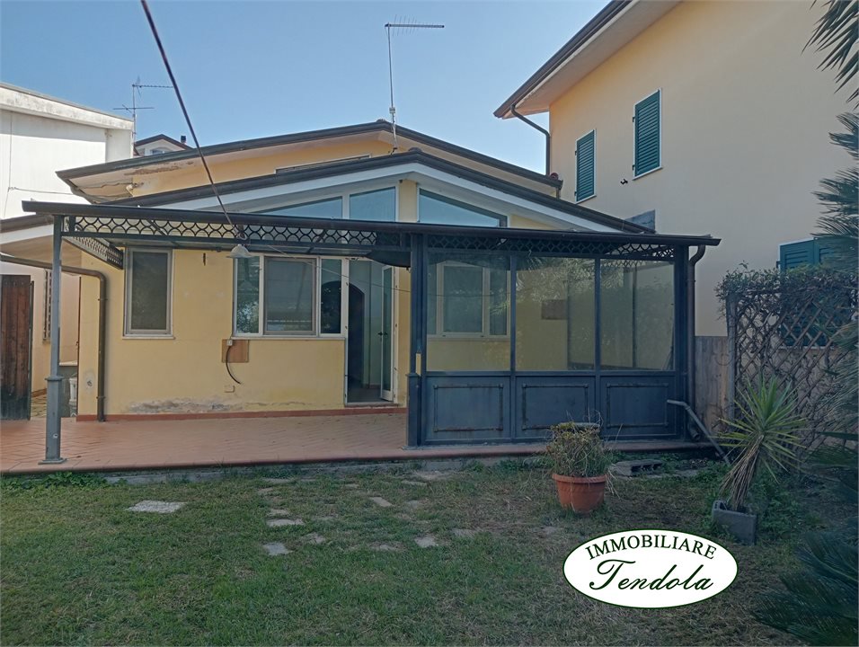 Casa indipendente in vendita, Ortonovo luni scavi