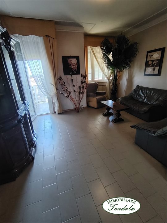Appartamento in vendita a Carrara