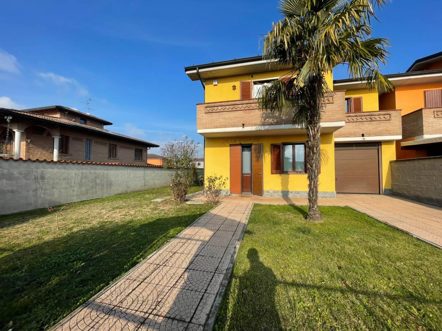 Villa Bifamiliare in vendita a Lodi