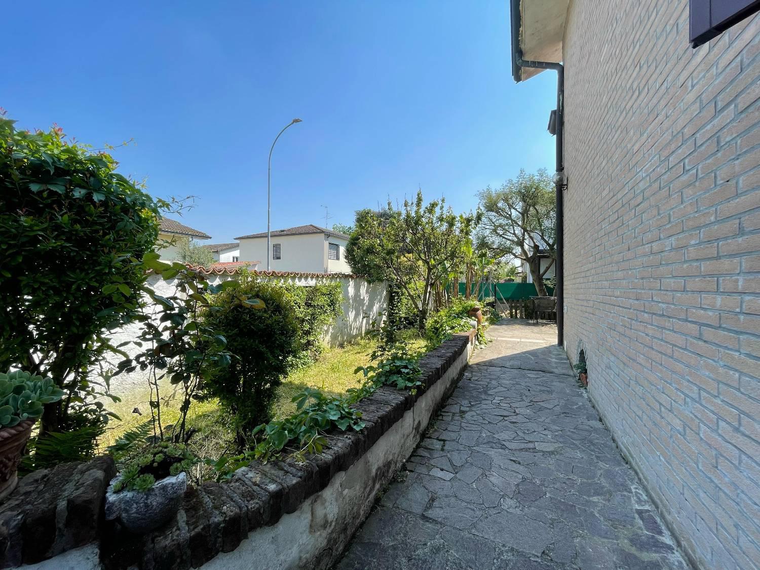 Casa indipendente in vendita a Massalengo