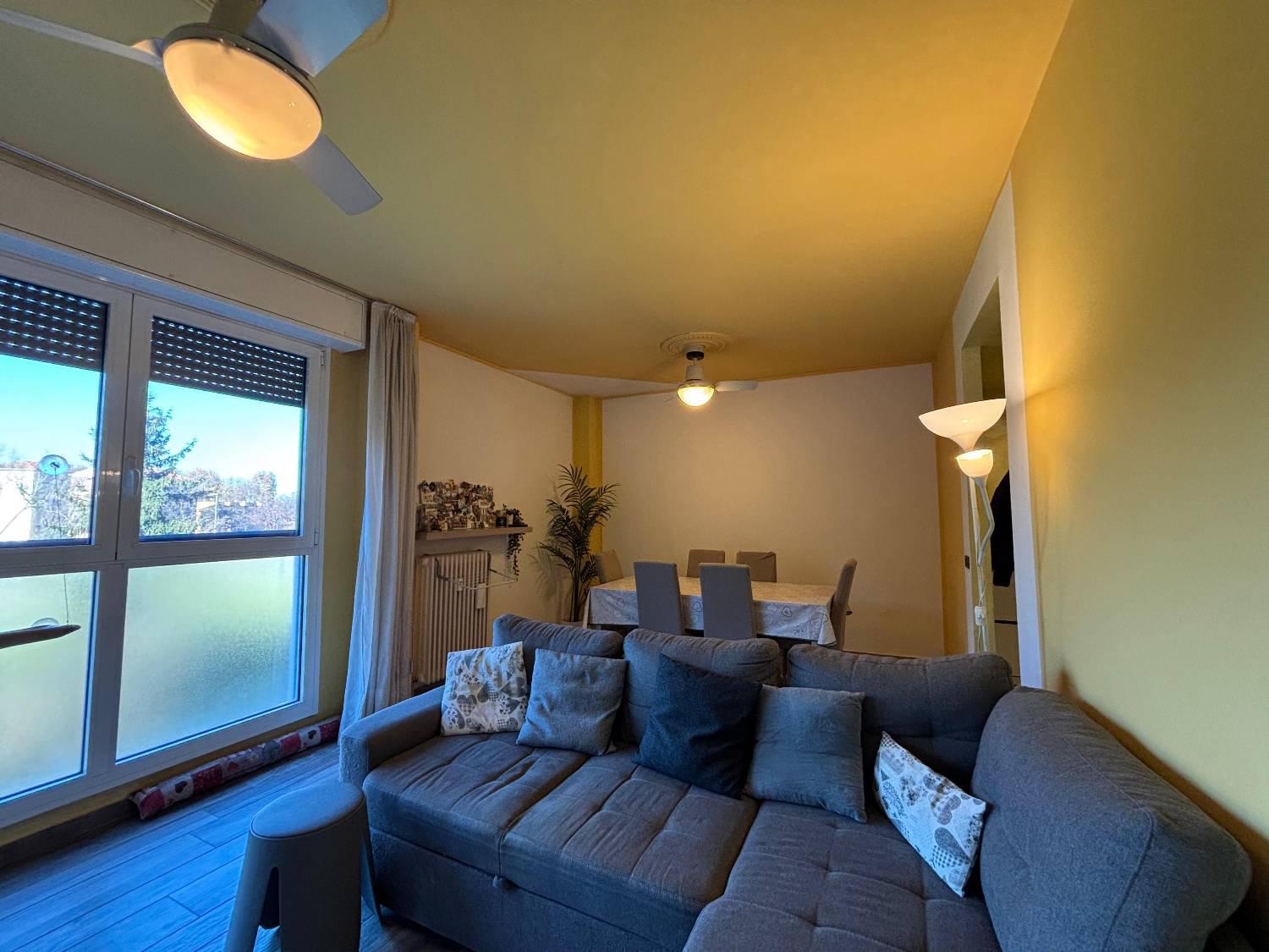 Trilocale con box a Lodi