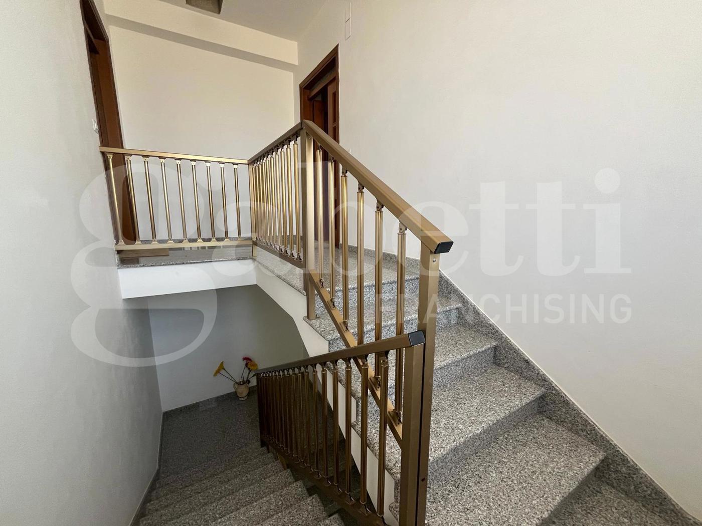 Stabile/Palazzo in vendita a Grisolia