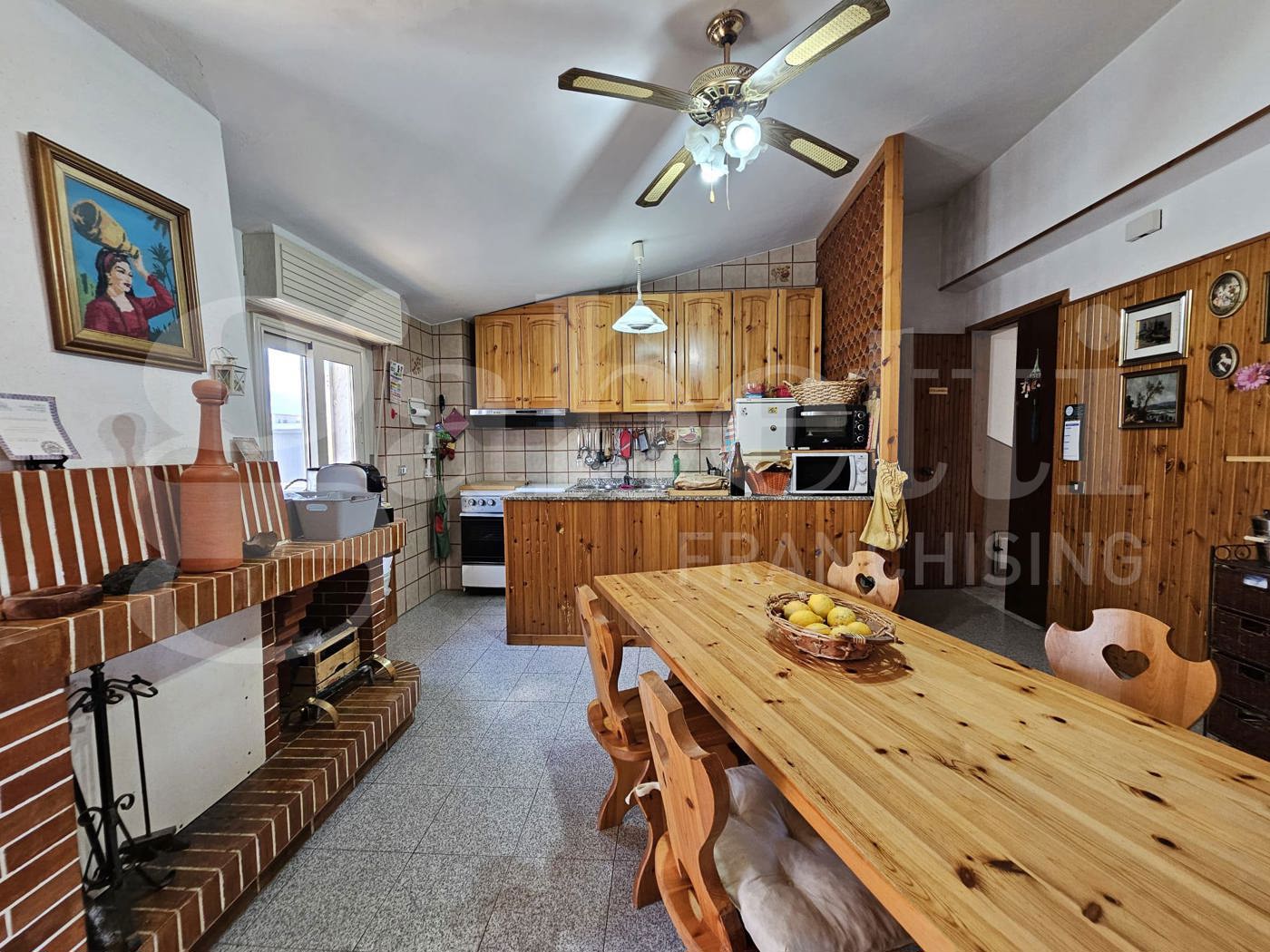 Quadrilocale in vendita a Scalea