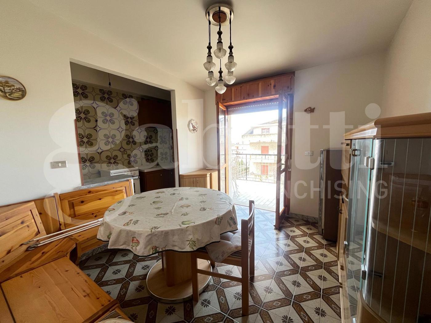 Quadrilocale in vendita a Scalea