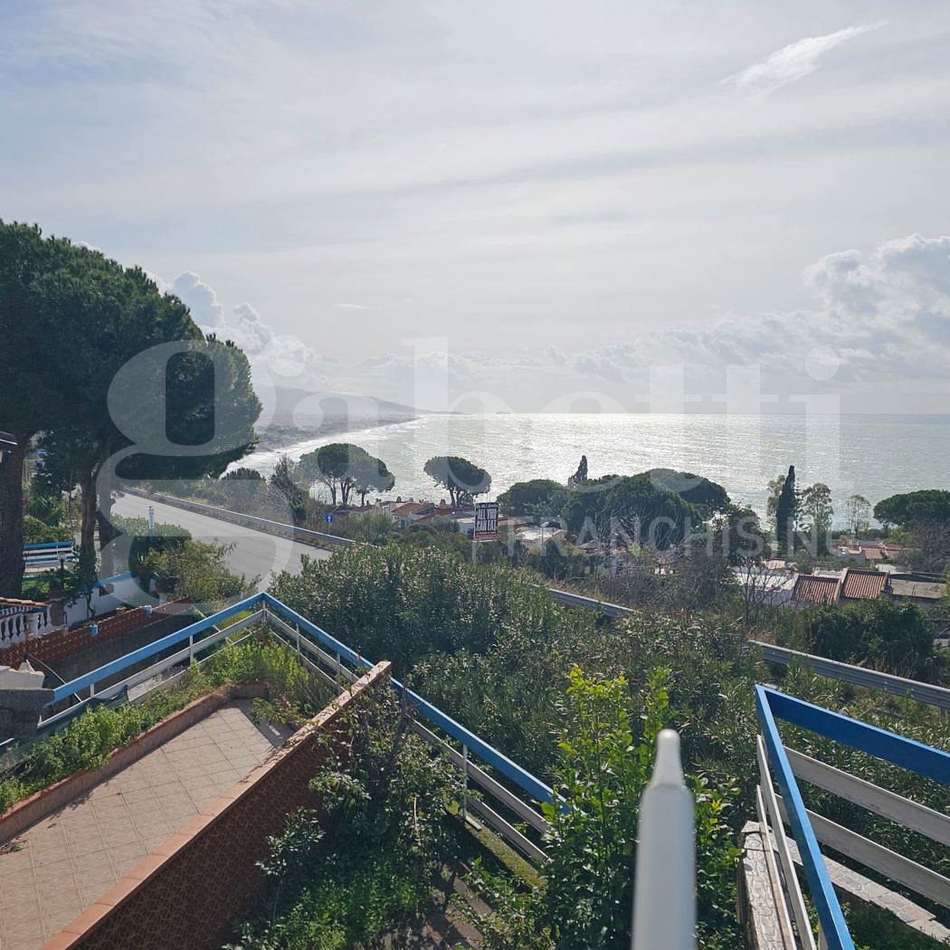 Bilocale in vendita a Scalea