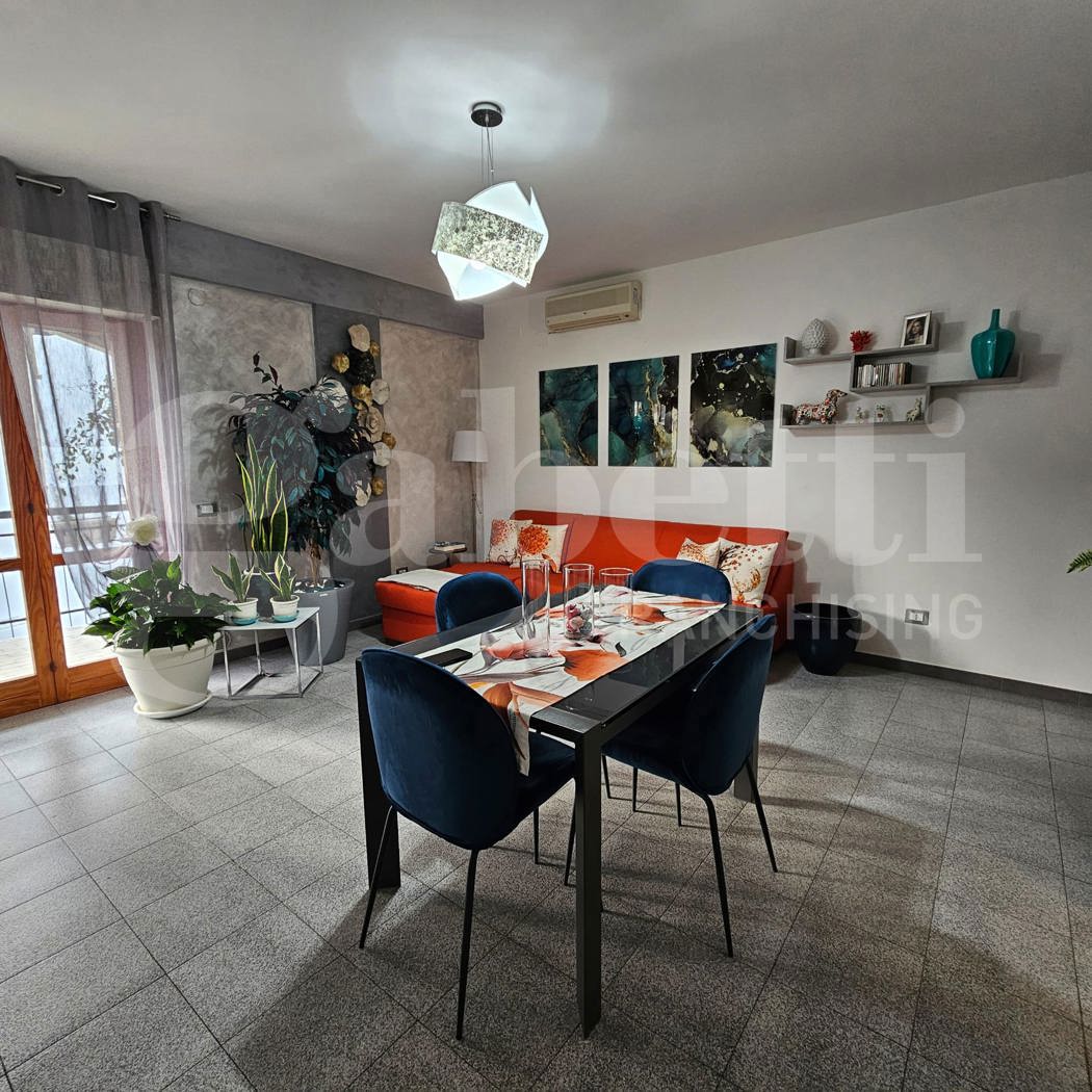 Quadrilocale in vendita a Scalea