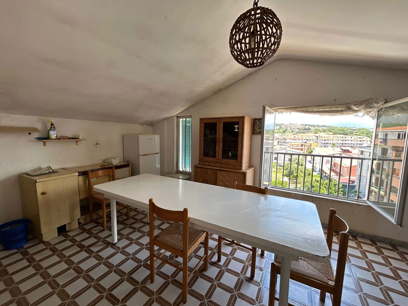 Quadrilocale in vendita a Scalea