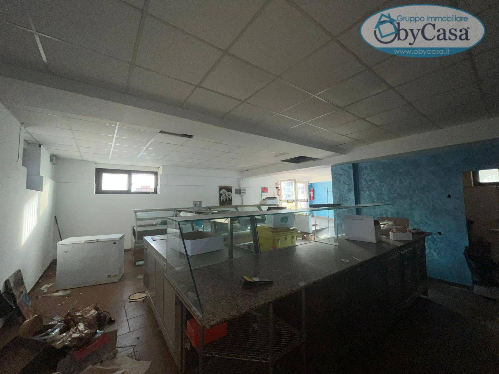 Locale commerciale in affitto a Civitavecchia