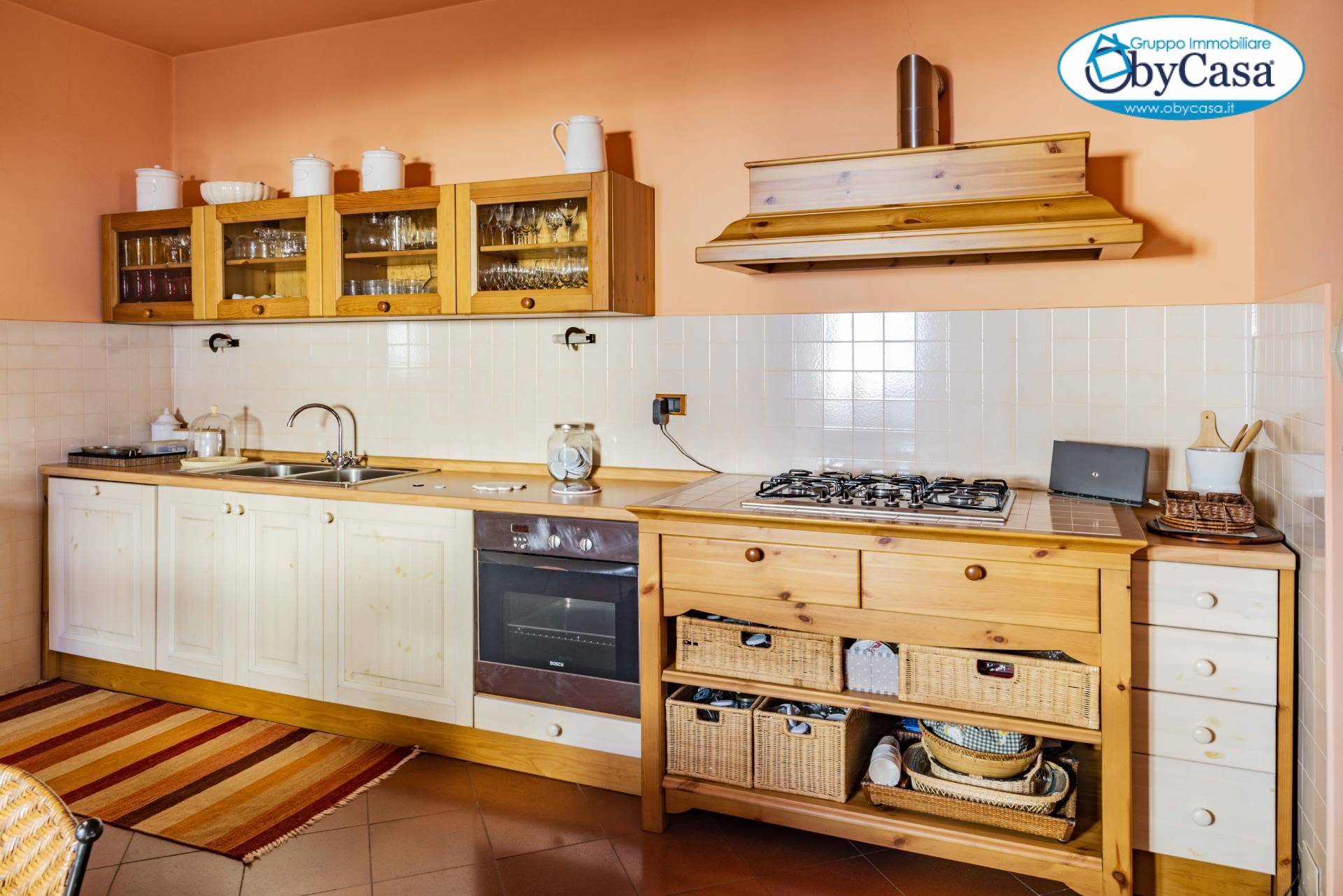 Palazzetto Cielo Terra in vendita a Cerveteri