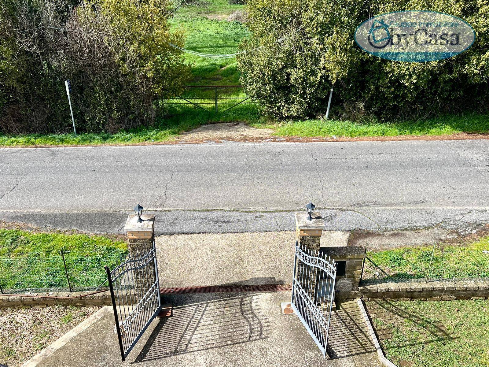Villa in vendita a Bracciano, Vigna di Valle