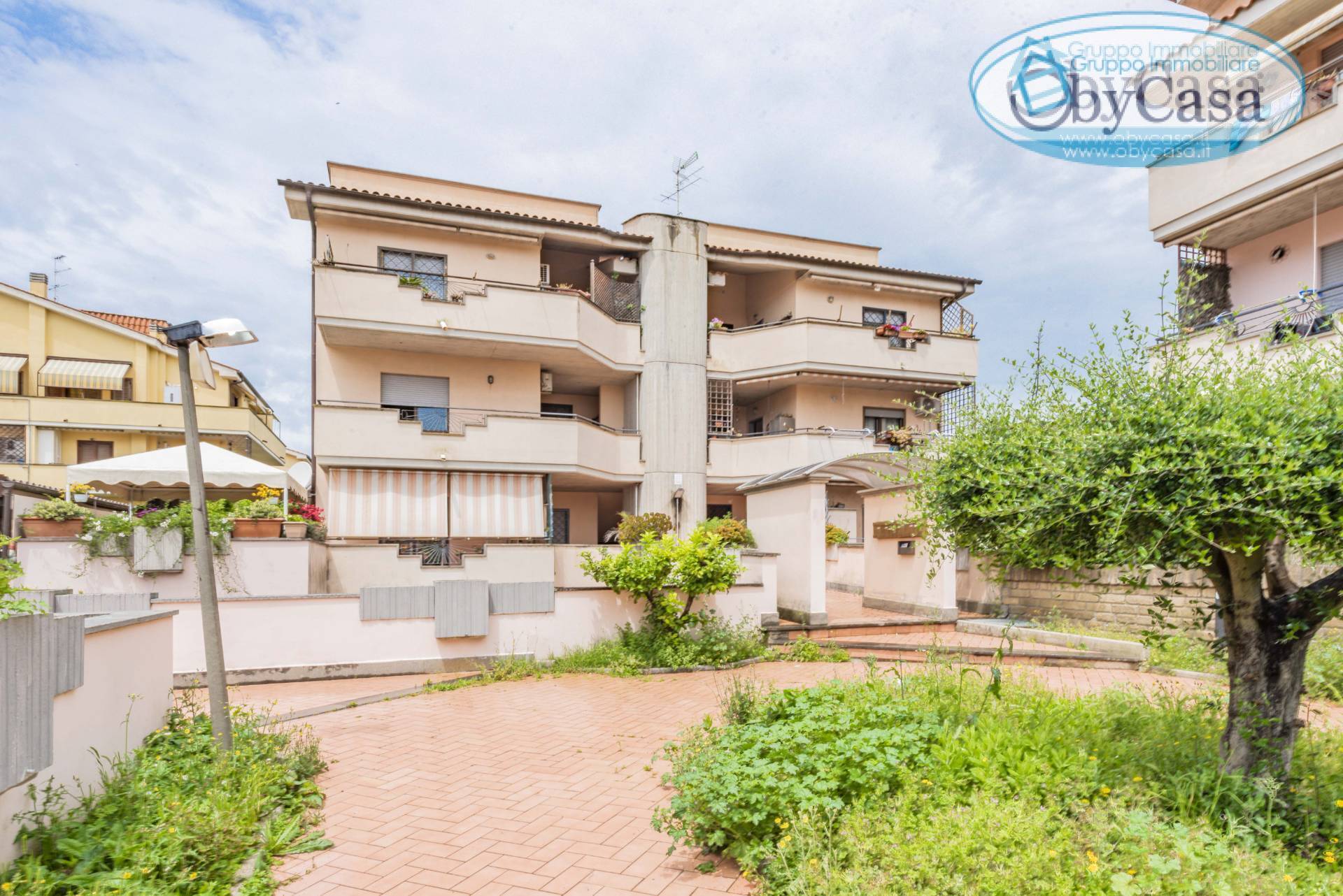 Box o garage in vendita a Cerveteri