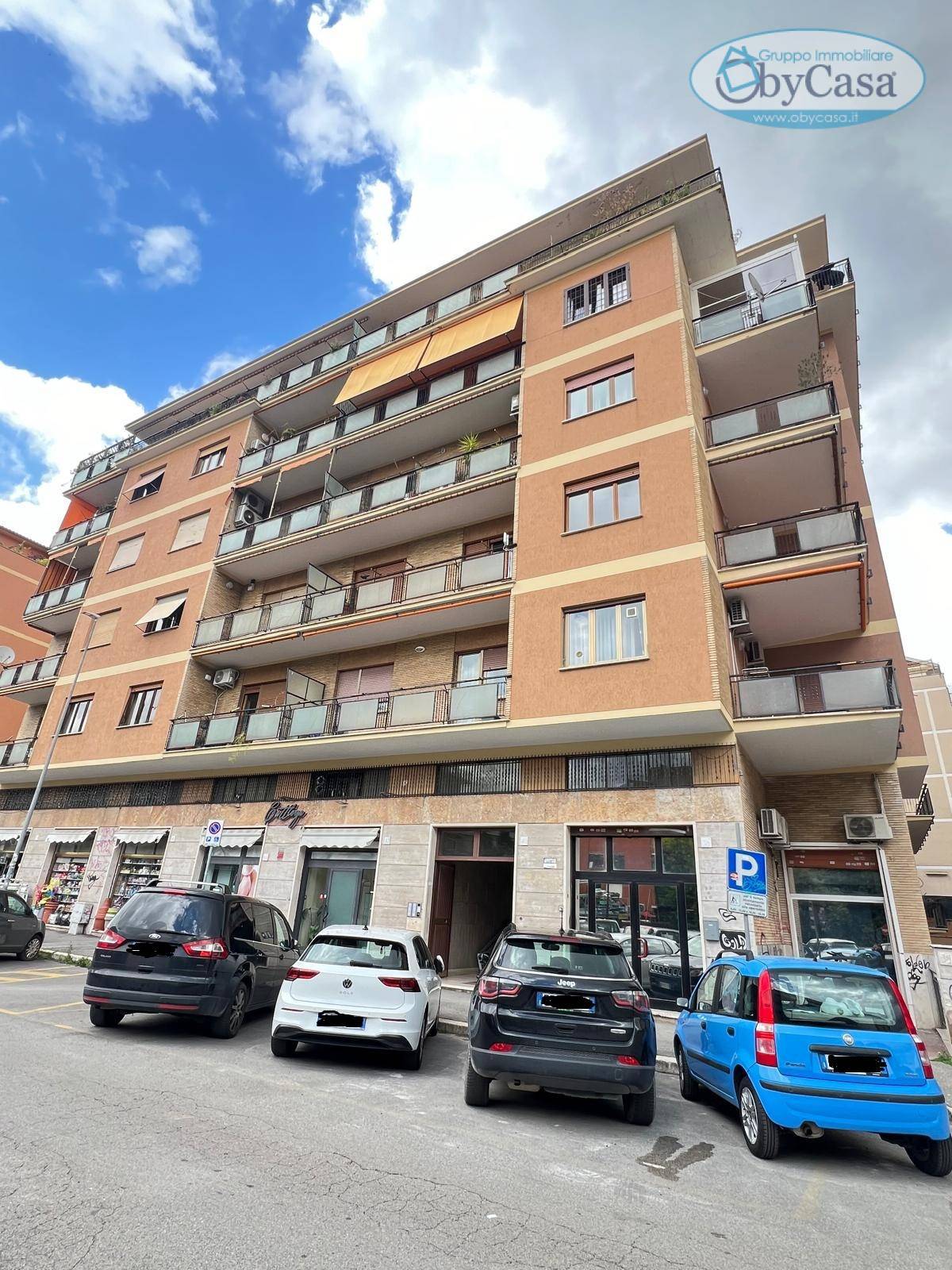 Locale commerciale in vendita a Roma, Monte Sacro