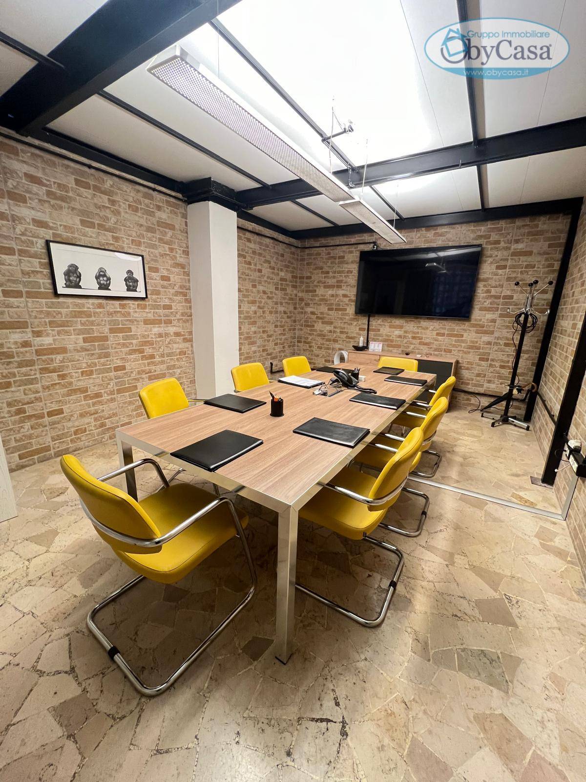 Locale commerciale in vendita a Roma, Monte Sacro