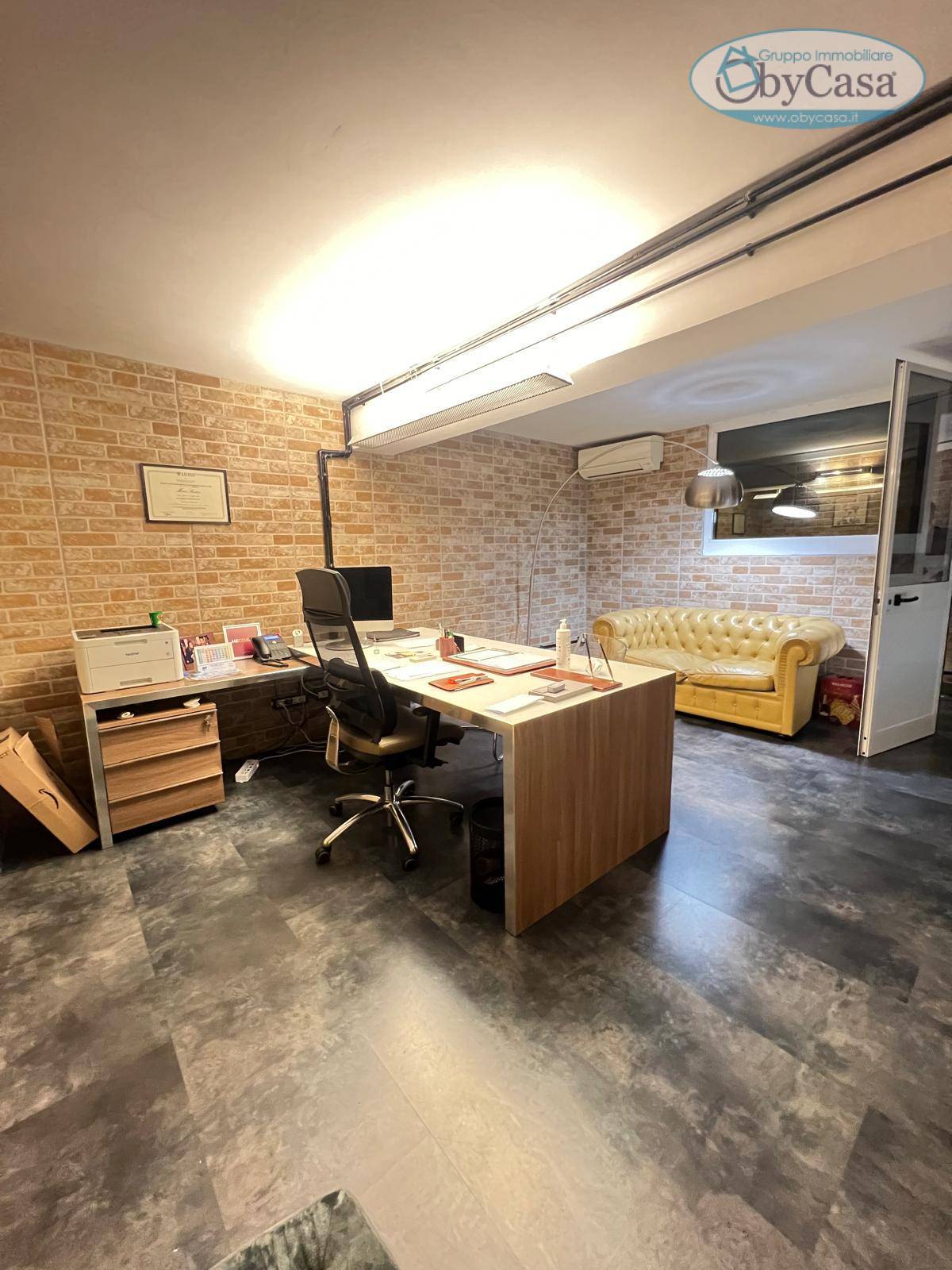 Locale commerciale in vendita a Roma, Monte Sacro