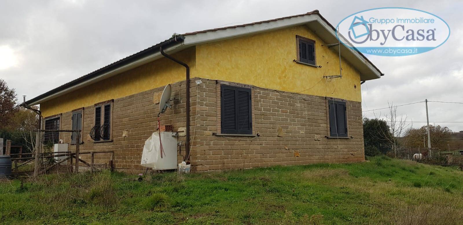 Casa di Campagna in vendita a Vejano