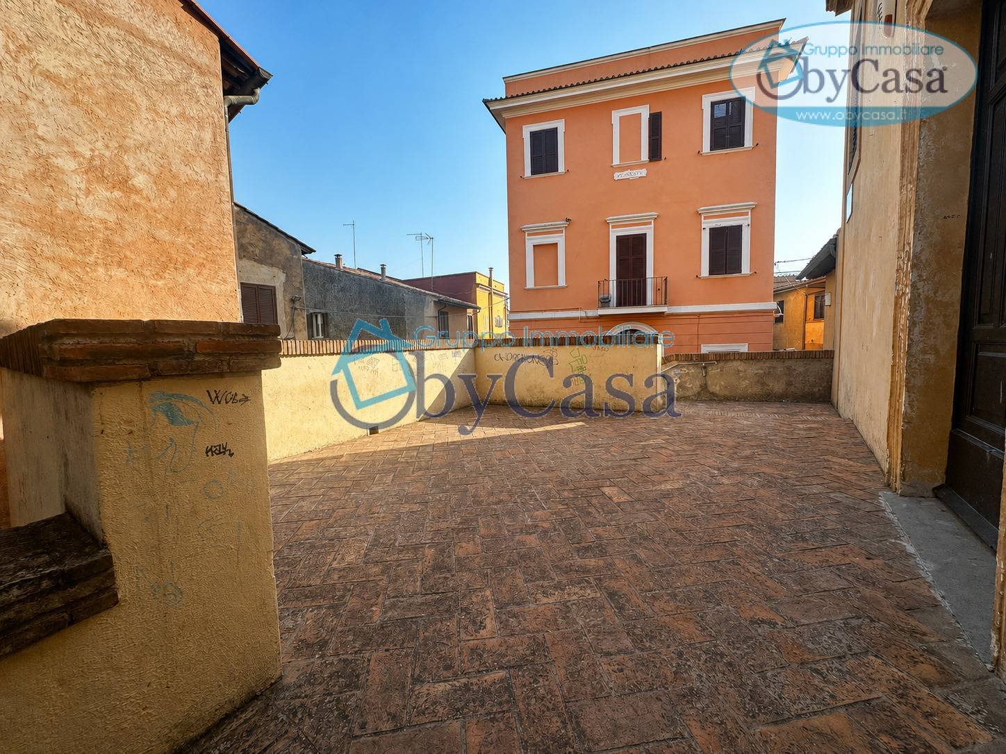Palazzetto Cielo Terra in vendita a Cerveteri, Centro Storico