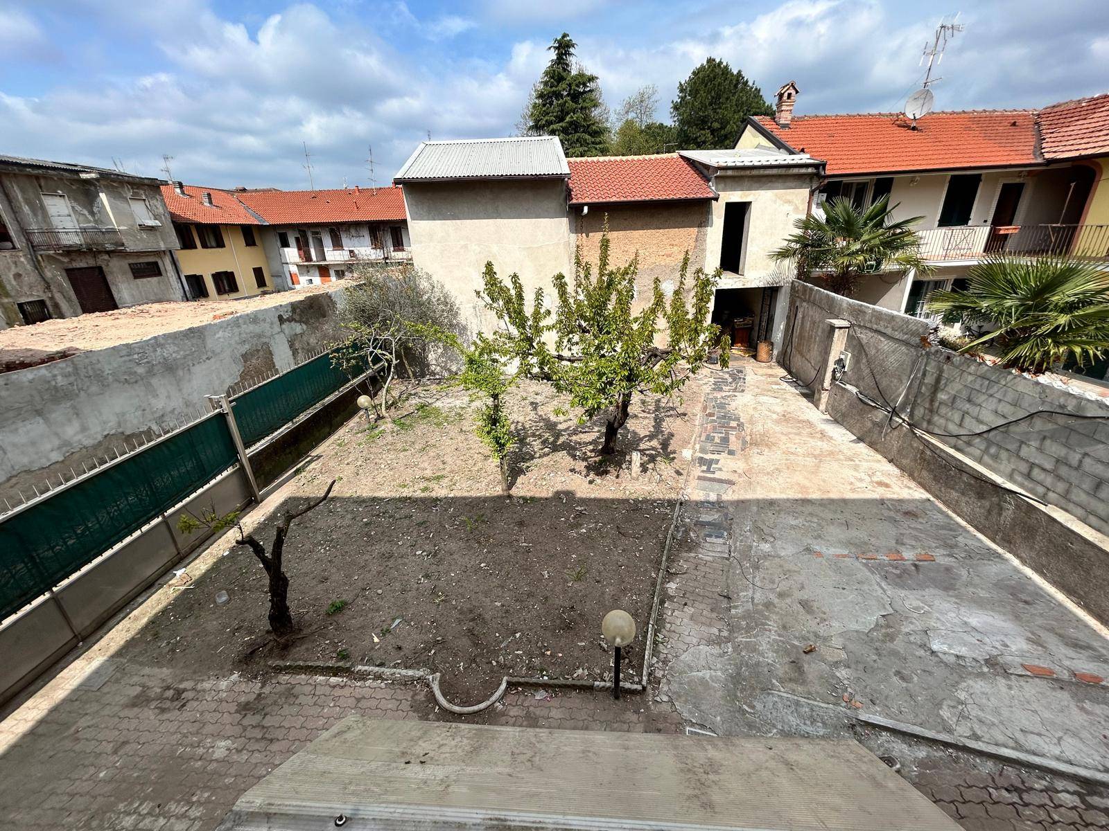Casa indipendente in vendita a Rescaldina