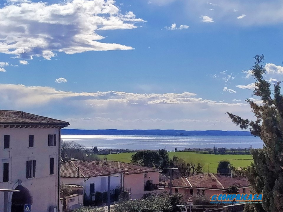 Quadrilocale vista lago, Bardolino calmasino