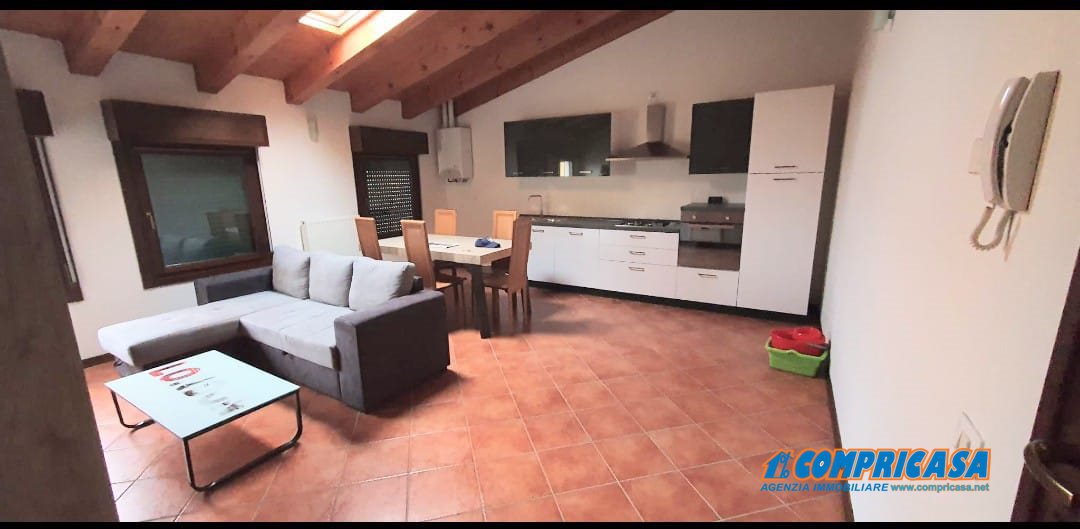 Bilocale in affitto a Urbana