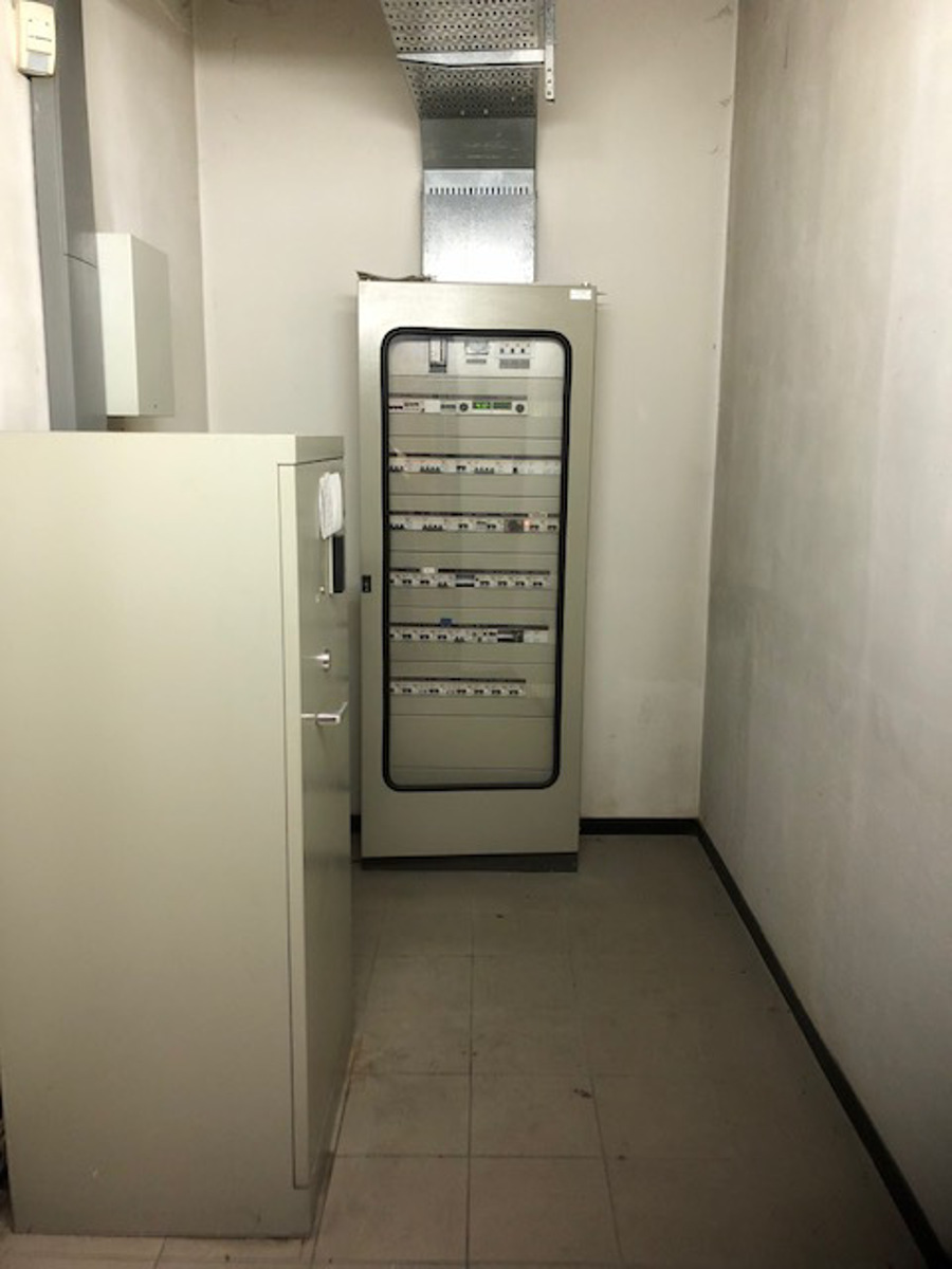 Negozio in affitto a Limbiate