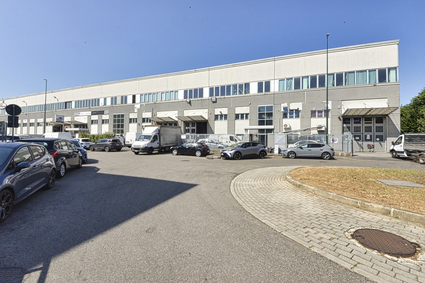 Ufficio in affitto a Paderno Dugnano