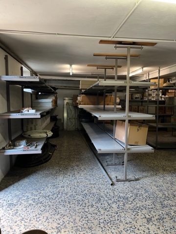 Magazzino in vendita a Paderno Dugnano