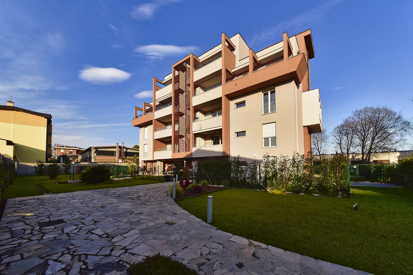 Trilocale con box doppio a Paderno Dugnano