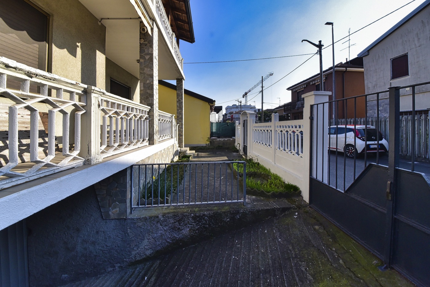 Villa Bifamiliare da ristrutturare a Paderno Dugnano