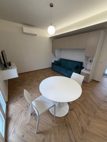 Monolocale arredato in affitto a Cusano Milanino