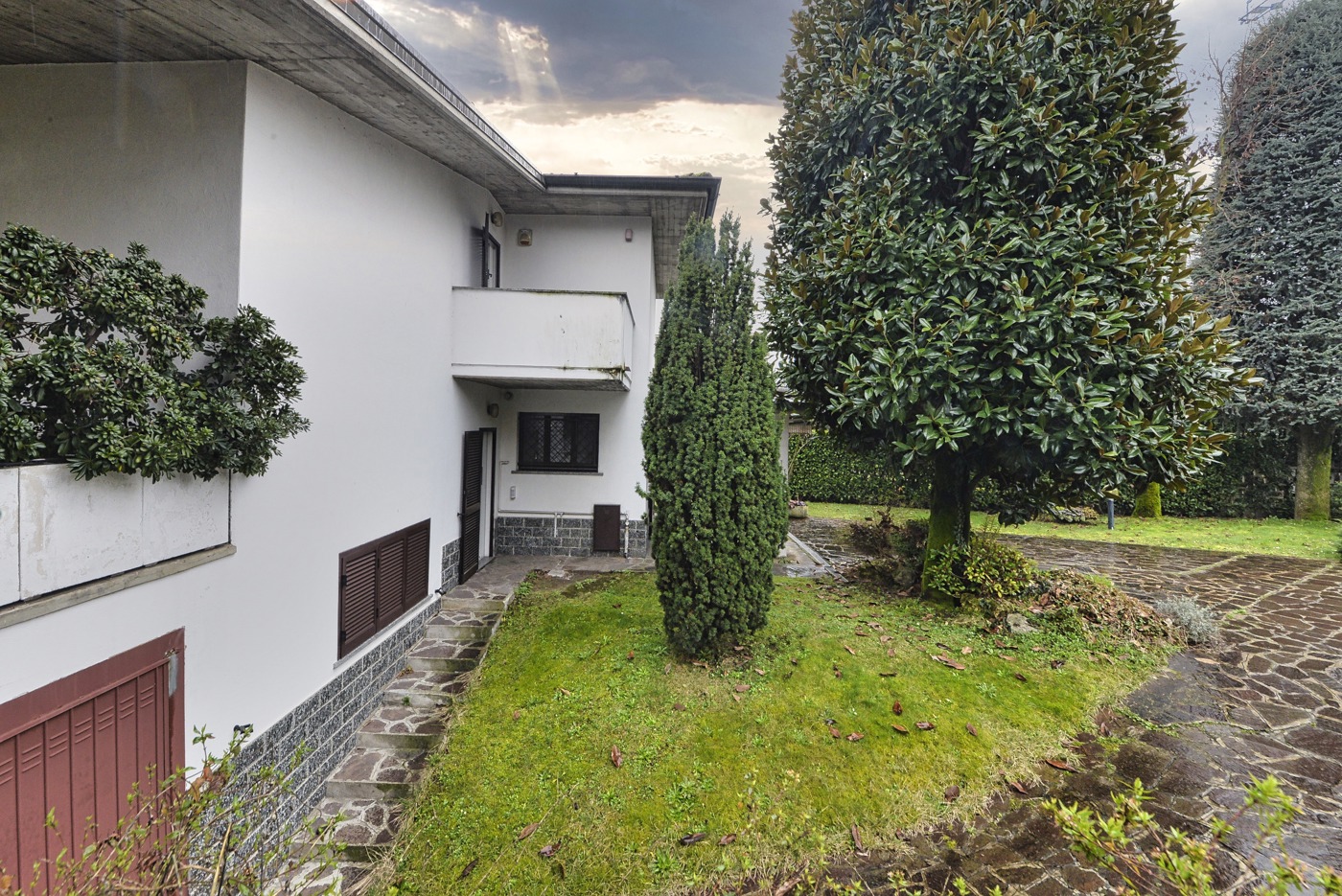 Villa con giardino a Paderno Dugnano