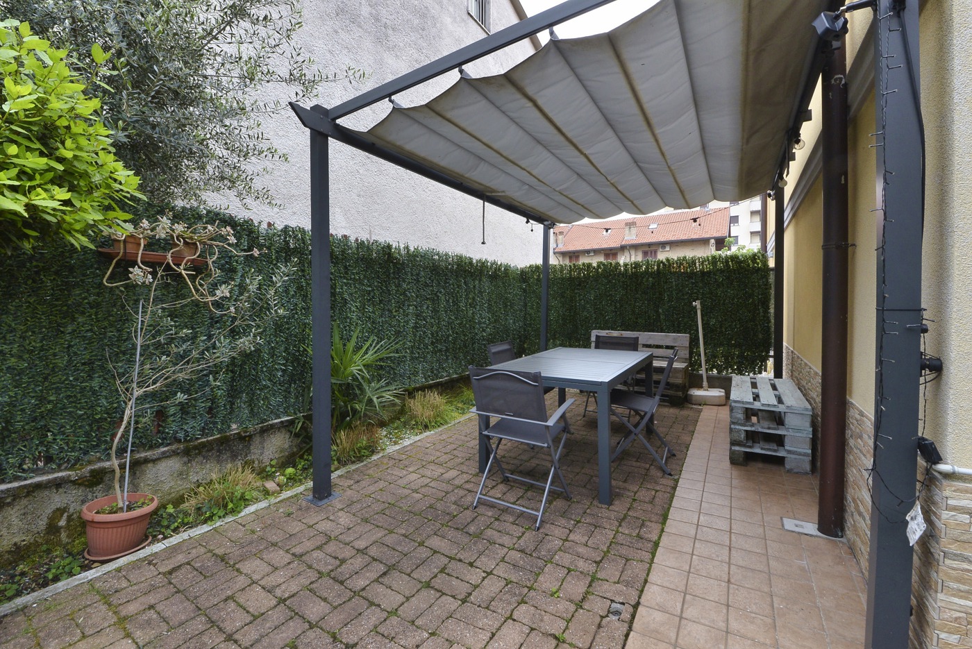 Villa Bifamiliare in vendita a Nova Milanese