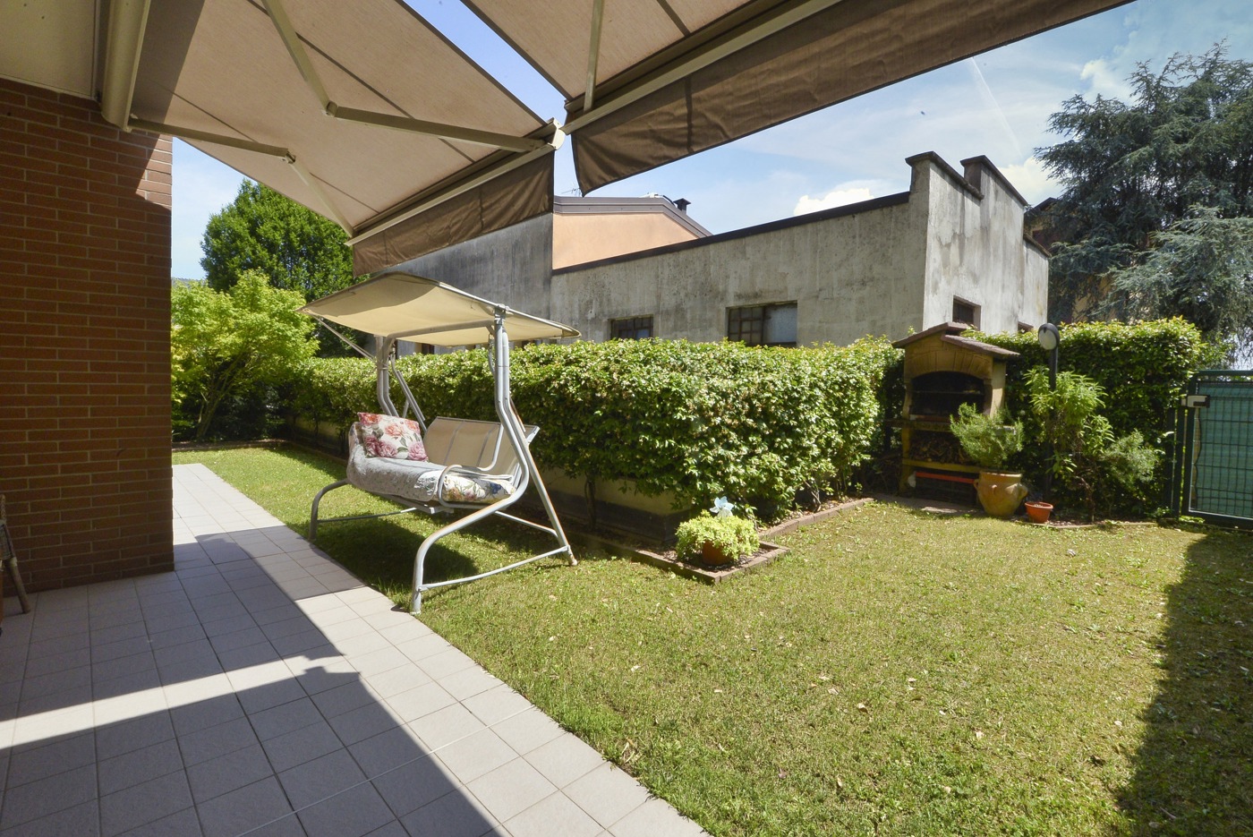 Trilocale con giardino a Lissone