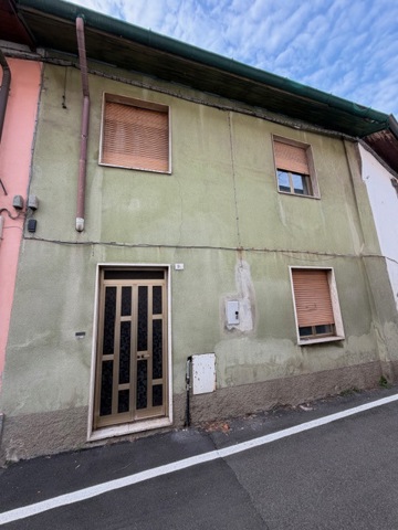 Quadrilocale da ristrutturare a Cesano Maderno
